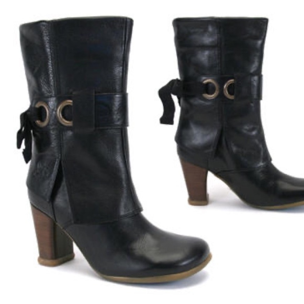 Fluevog Sopranos SIze 9 Mid Calf Leather Ankle Straps Block Heeled Booties Black